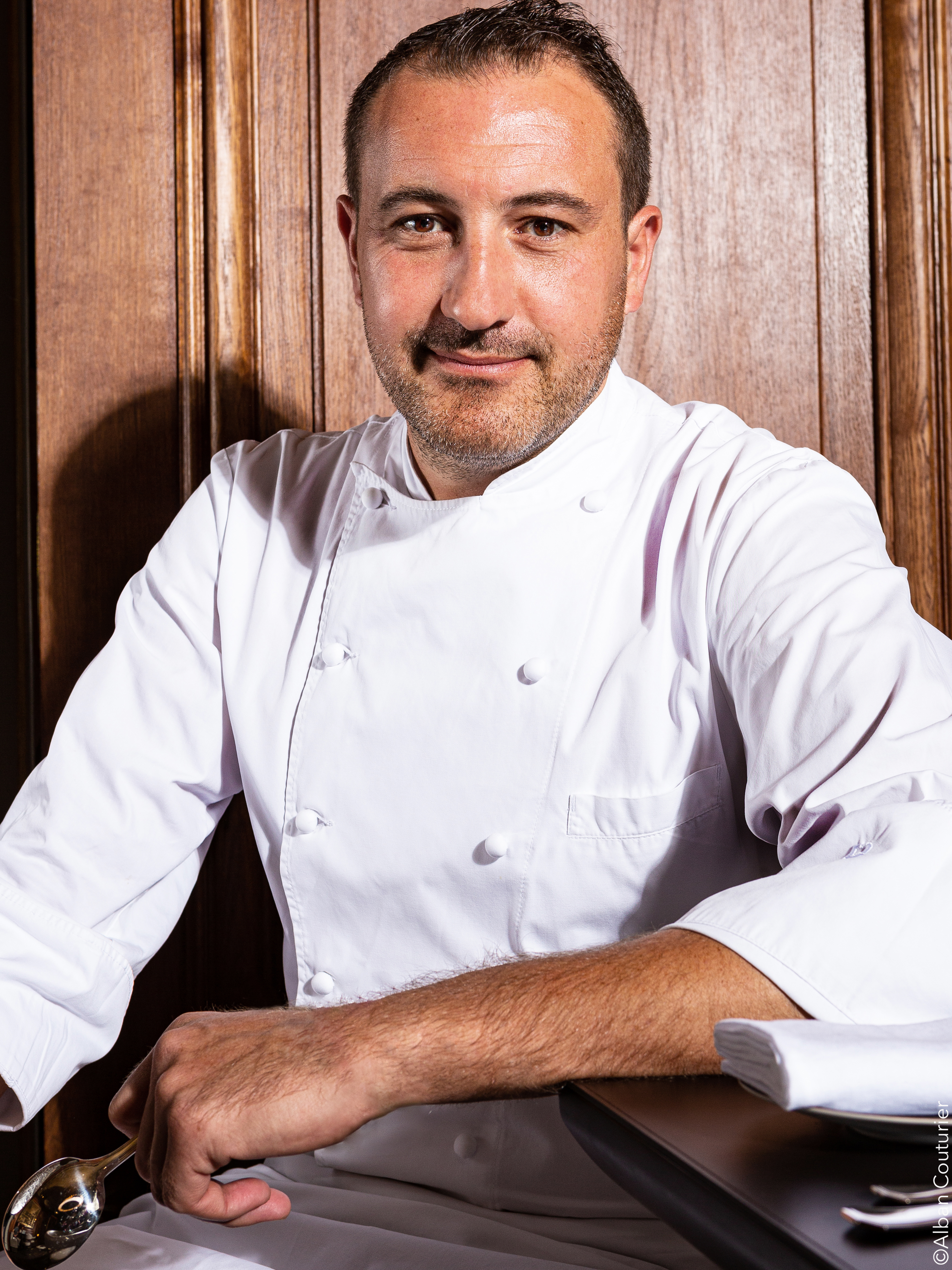      Portrait of star chef Sébastien Sanjou